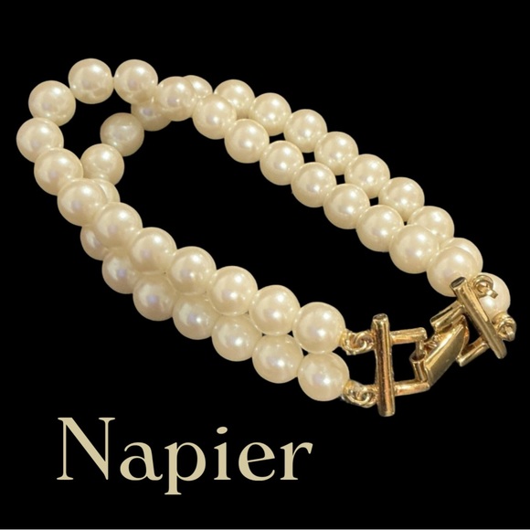 NAPIER Vintage Faux Pearl Double Strand Bracelet - Picture 1 of 4